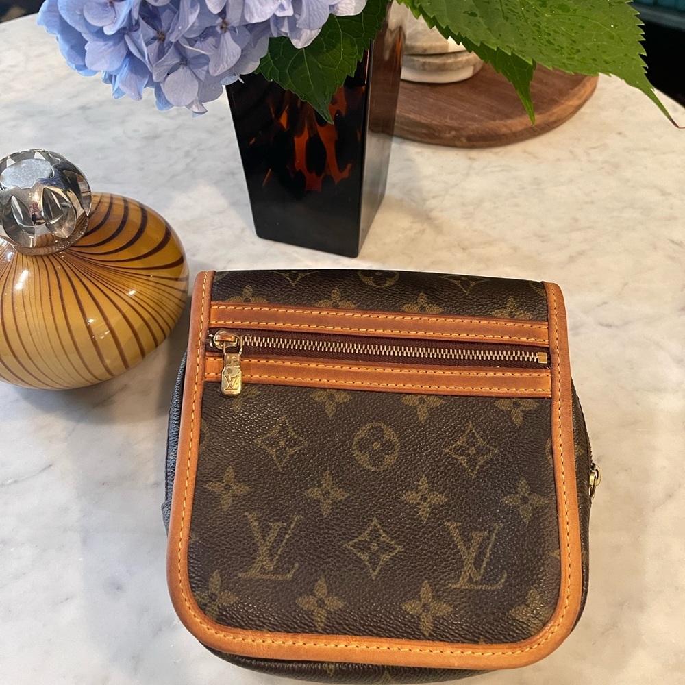 Louis Vuitton Bosphore Bum Bag #47000 Rat!